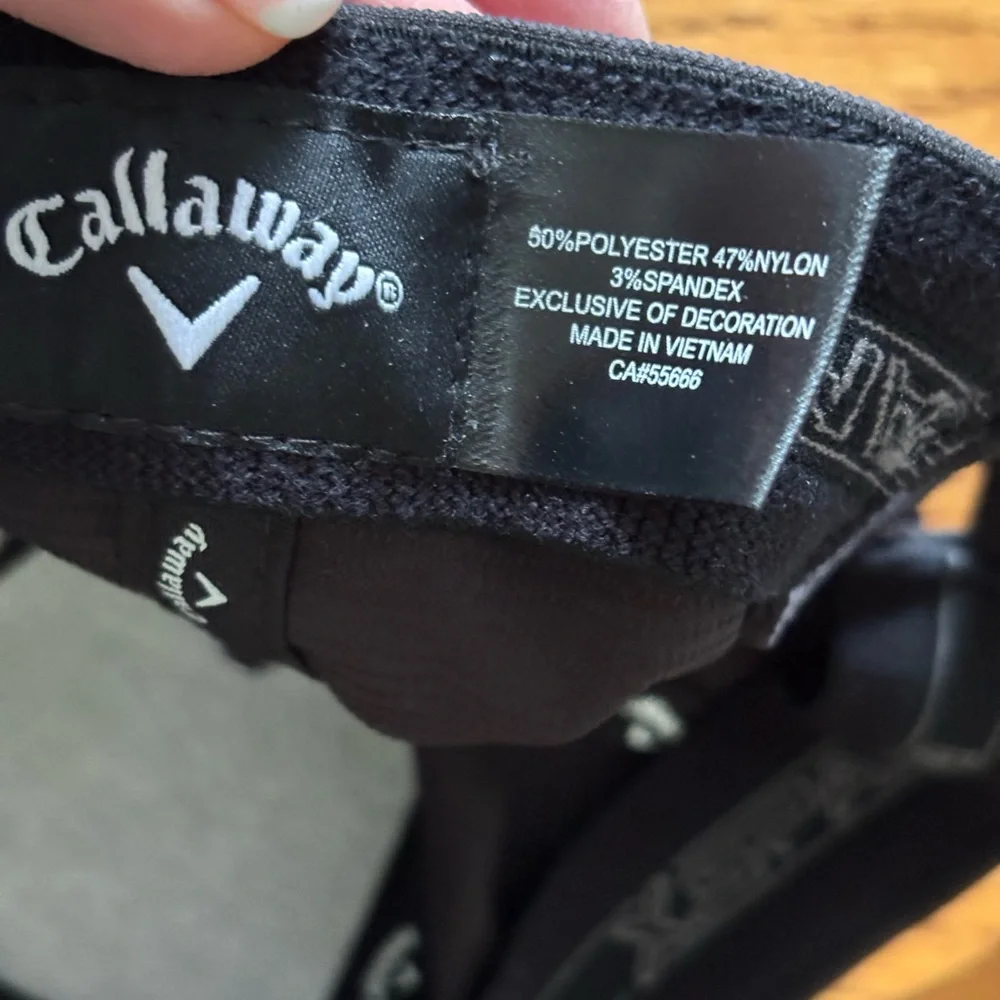 Callaway hat adjustable in back black